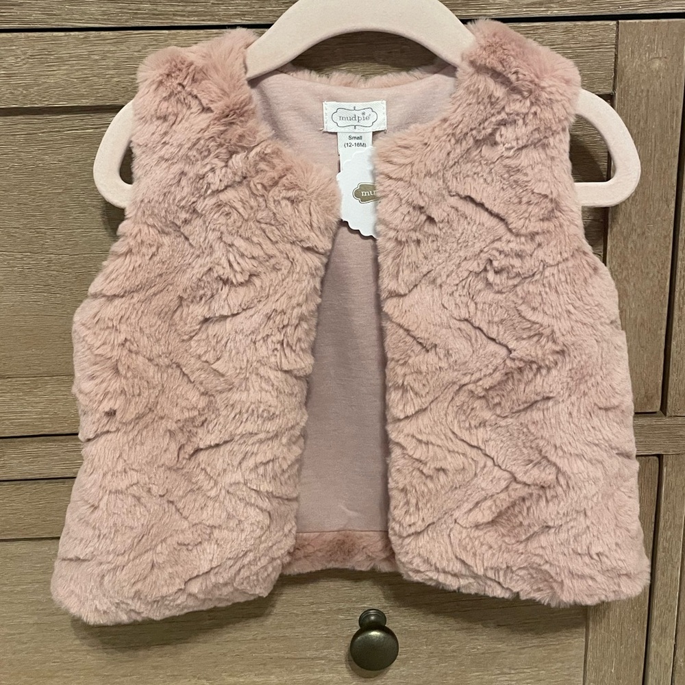 Mudpie pink faux fur vest 12-18 months